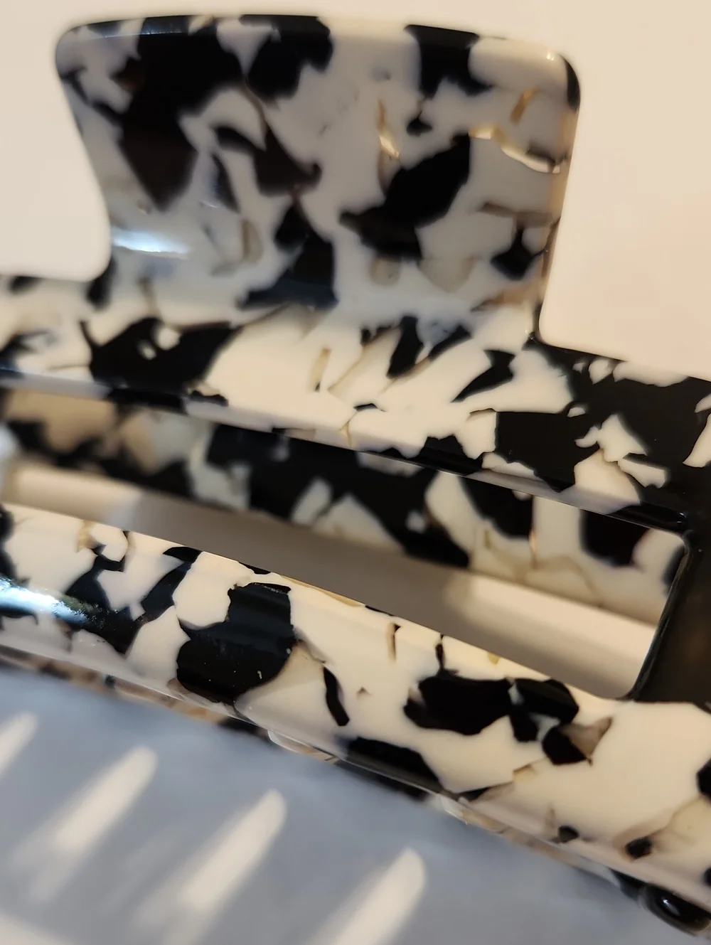 NWOT Acetate Hair Clip 4 inches
